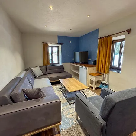 Курортный комплекс Ekin *